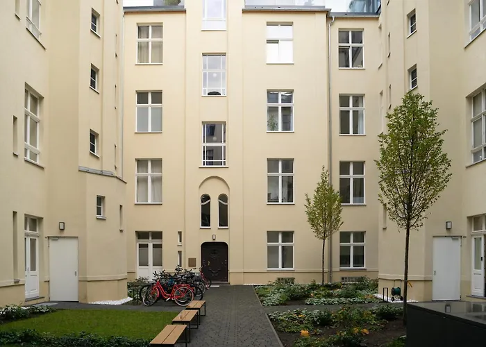 Near Ku'damm Apartamento Berlim